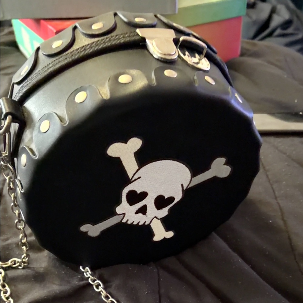 Current Mood Black Belt Bag